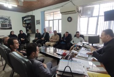 تجلیل همکاران شهرداری از زحمات دکتر آقاجانی شهردار تولم شهر