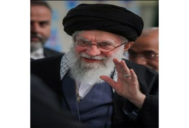 رهبر معظم انقلاب اسلامی در محل کارشان در بیت رهبری به شهادت رسیدند