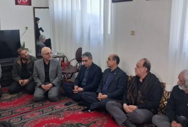 دیدار استاندار گیلان و نایب‌رئیس مجلس با خانواده پاسدار شهید ابراهیم دادگستر در صومعه‌سرا