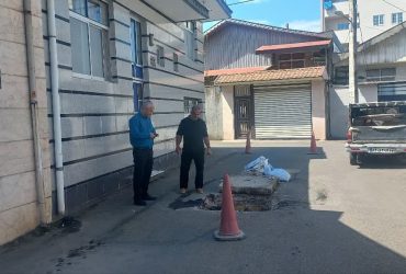 لایه روبی و تخلیه چاههای فاضلاب کوچهای تولم شهر